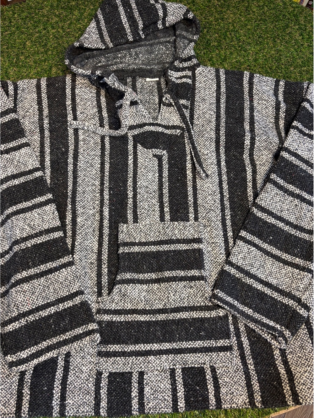 FR INC Black and White Striped Hoodie Sweater XXL